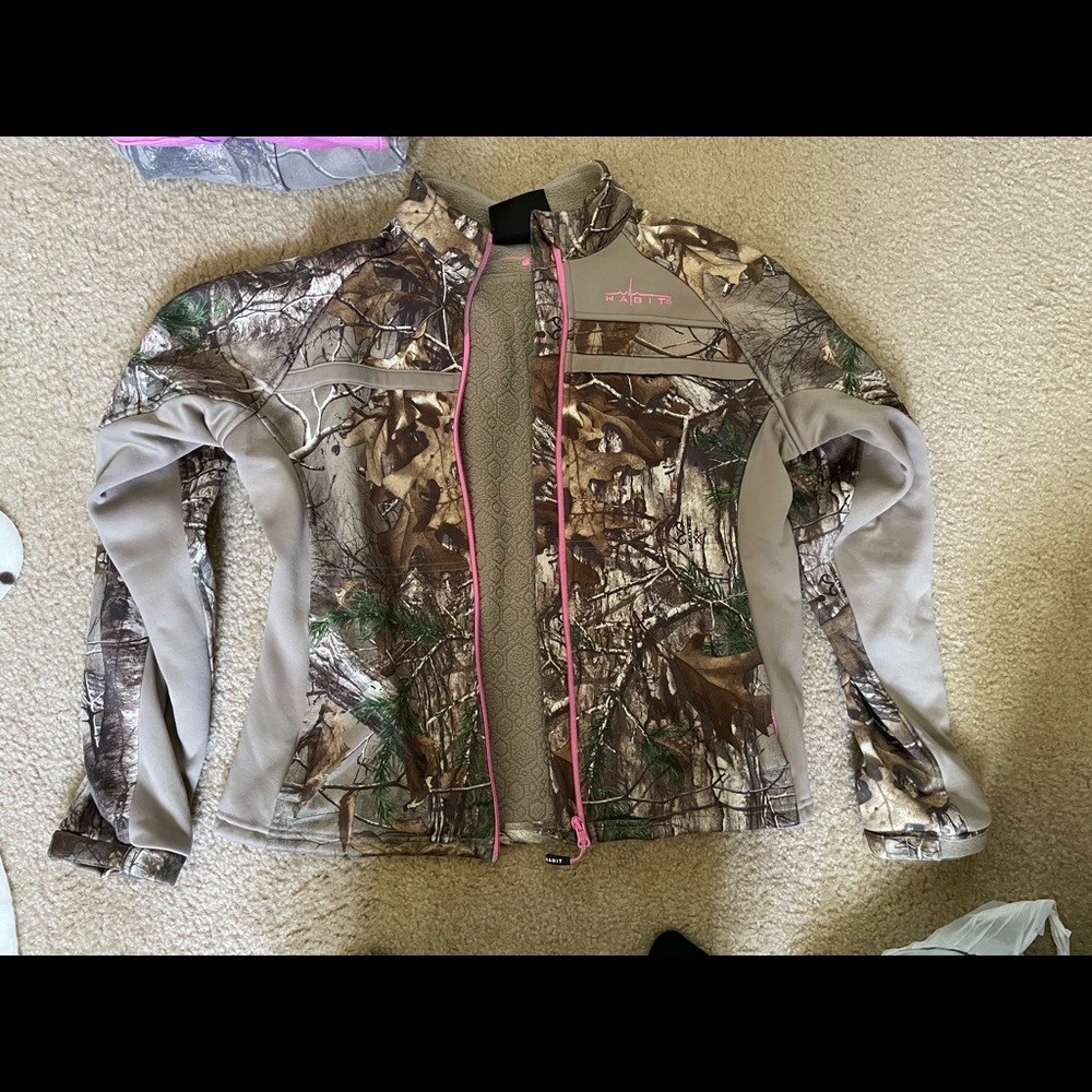 Habit Camo Jacket